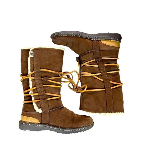 Ugg Australia S/N 1634 Leather and Sheepskin Lace Up Boots - Picture 1 of 13